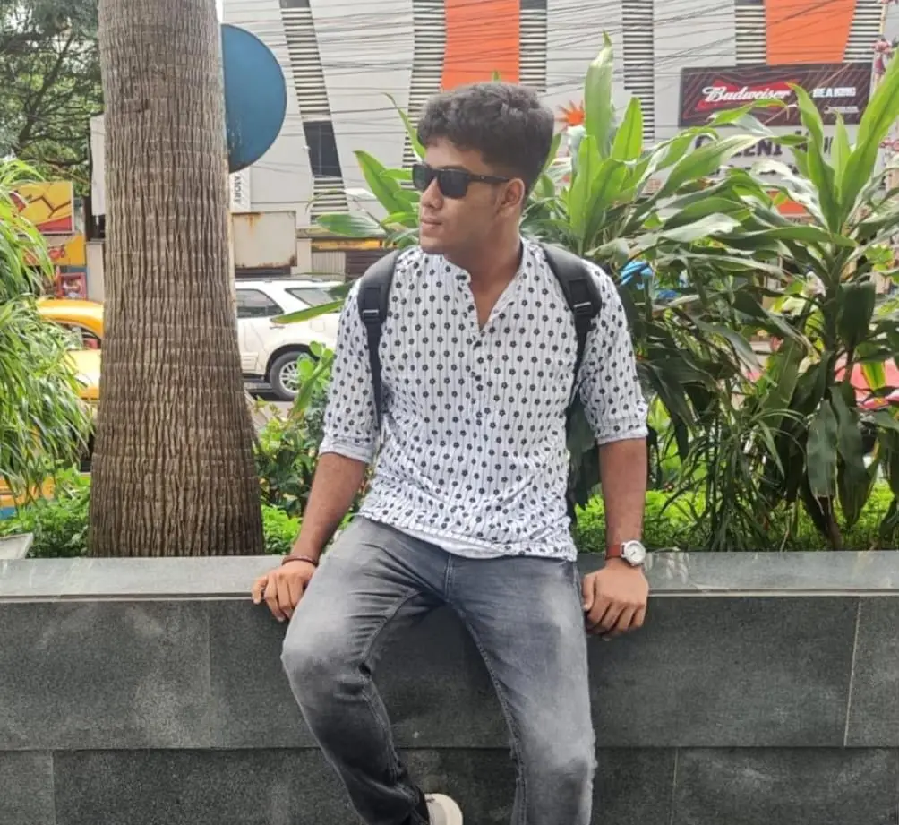 Abhroneel Chakraborty
